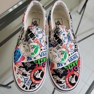 Vans Slip on Graffitti Logo Women Size 8, Men Size 6.5